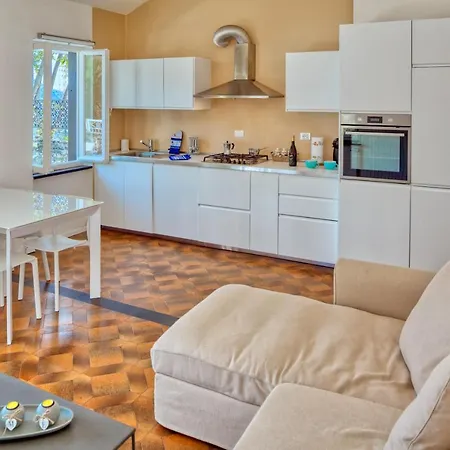 Apartament Marla House Sea View *