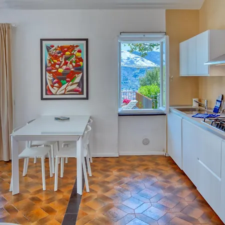 Marla House Sea View Apartamento