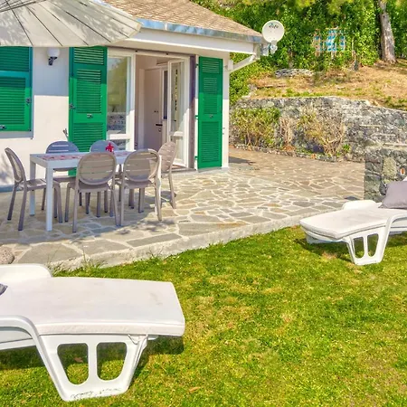 Marla House Sea View * Леванто