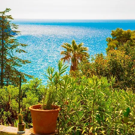 Marla House Sea View Apartman *