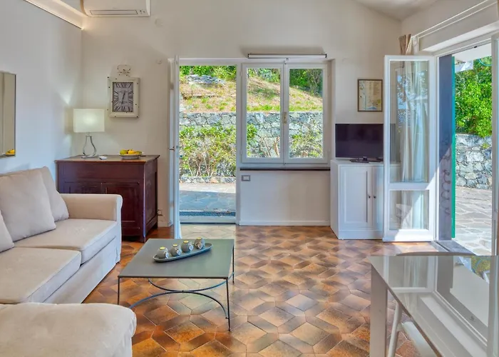 Апартаменты Marla House Sea View *