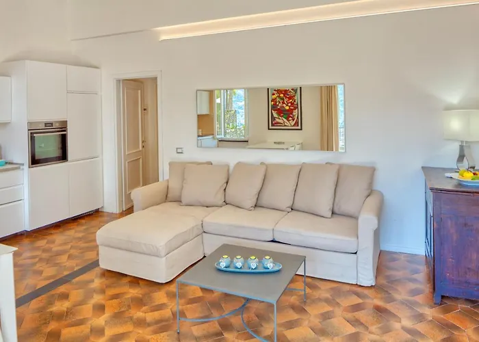 Marla House Sea View Apartmán